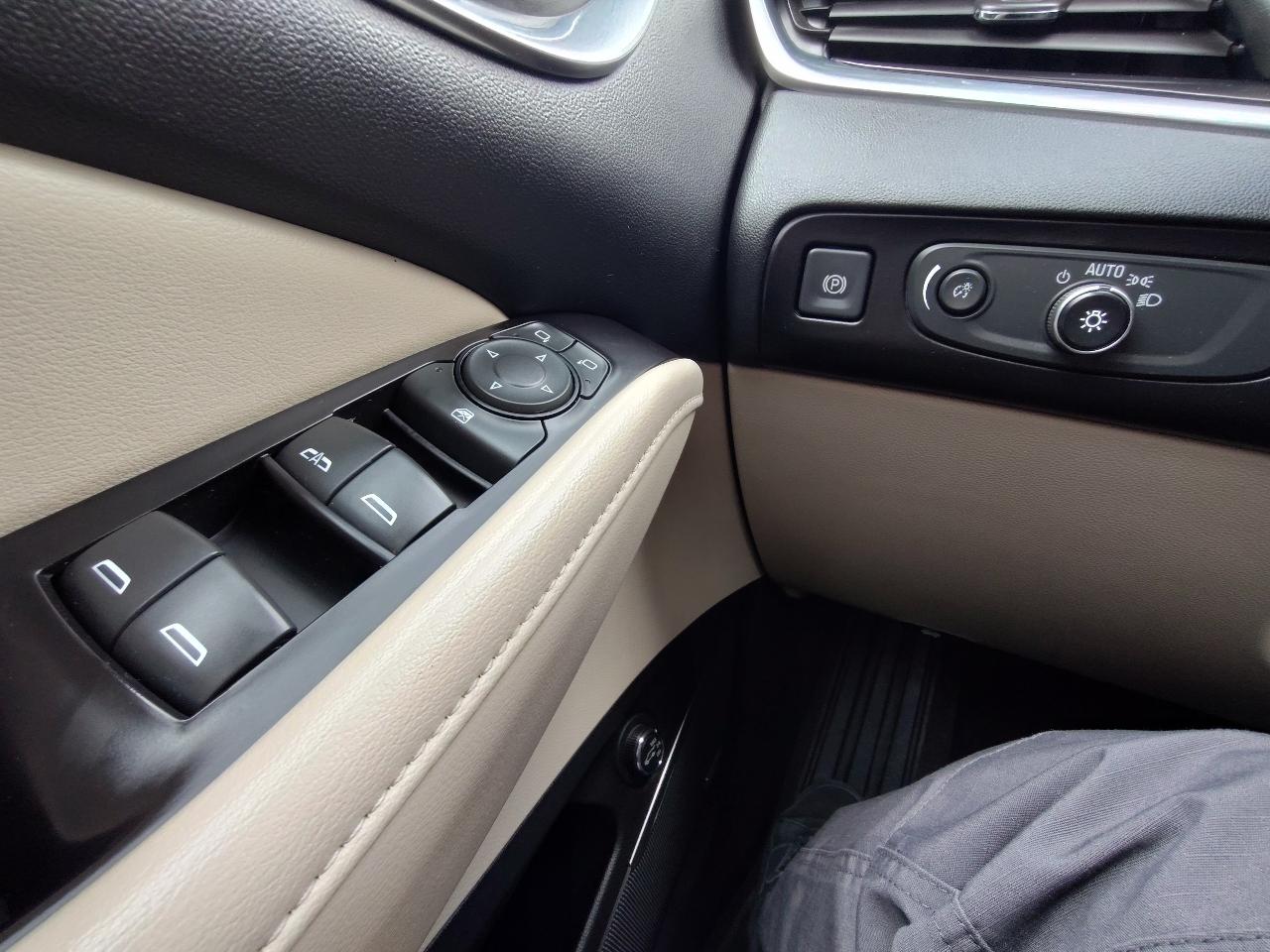 Buick Enclave Essence FWD 2020