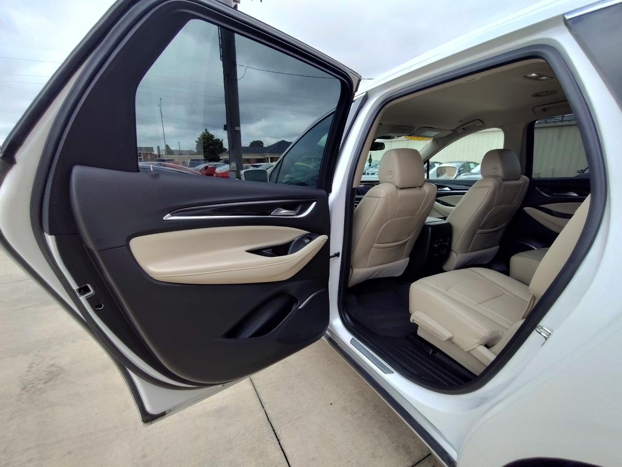 Buick Enclave Essence FWD 2020
