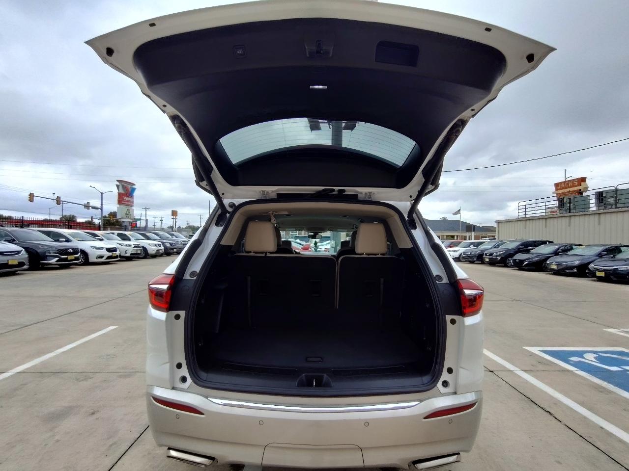 Buick Enclave Essence FWD 2020