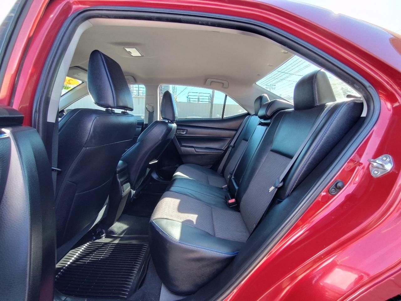 Toyota Corolla SE 2017