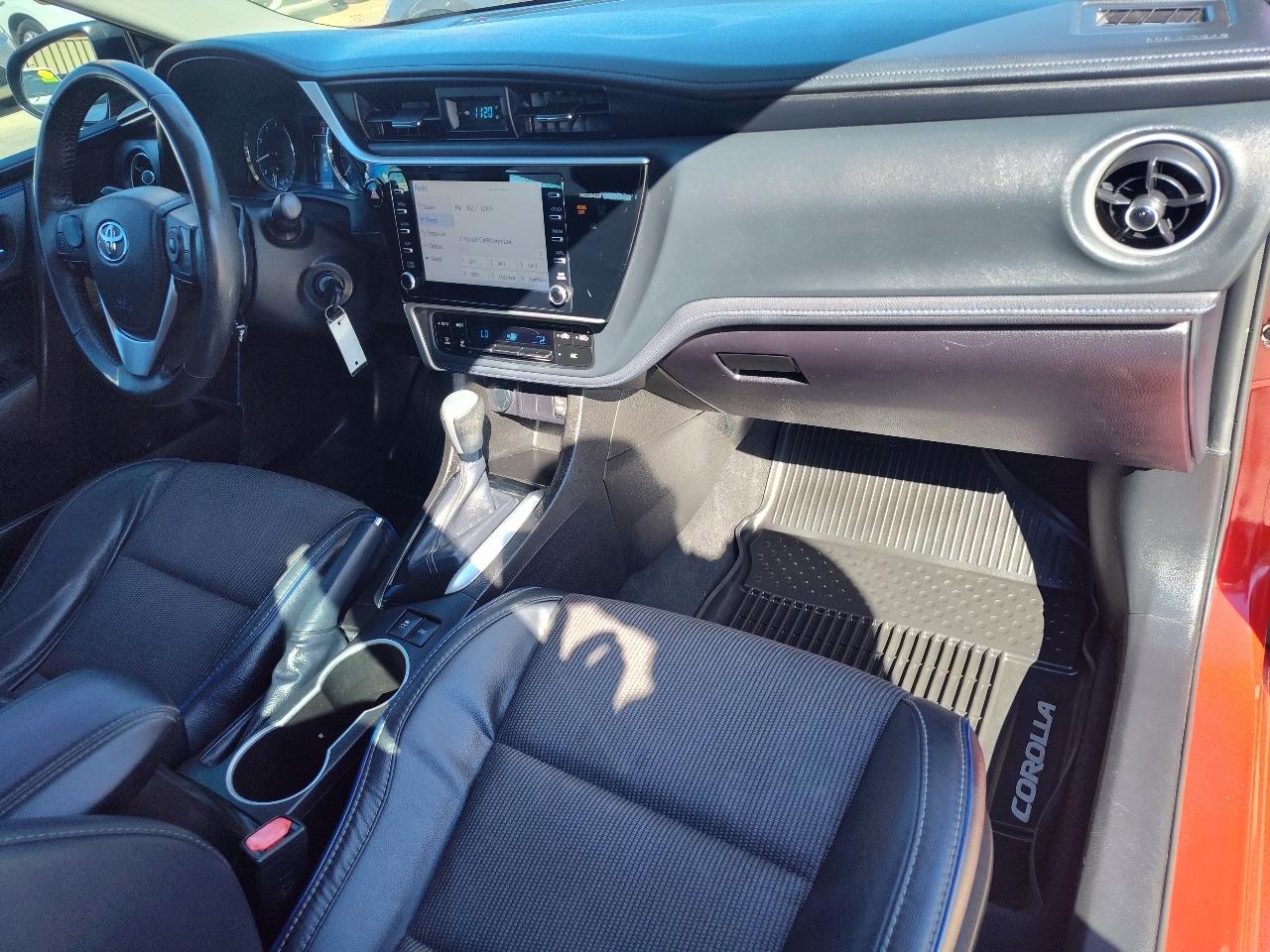Toyota Corolla SE 2017