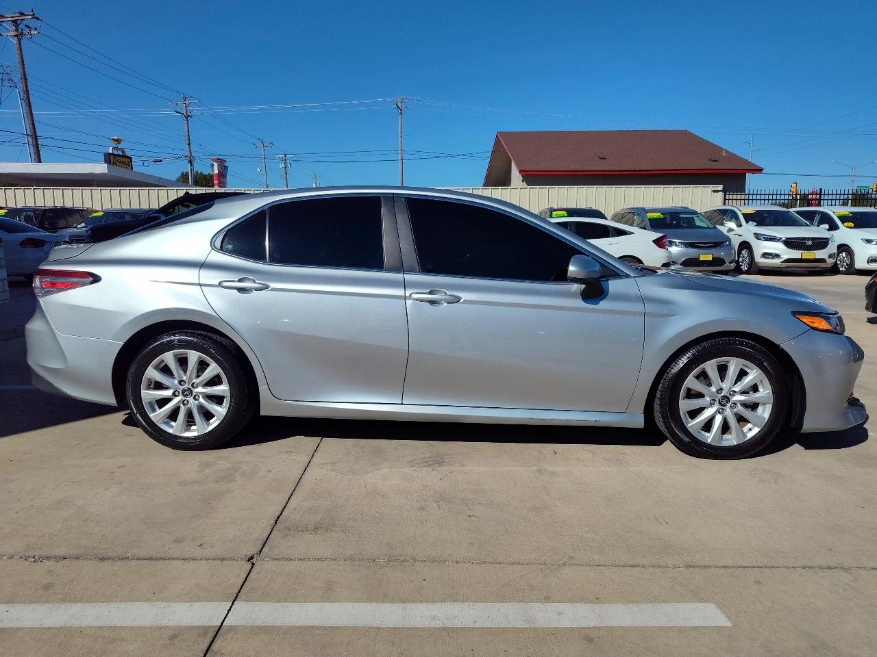 Toyota Camry  2018