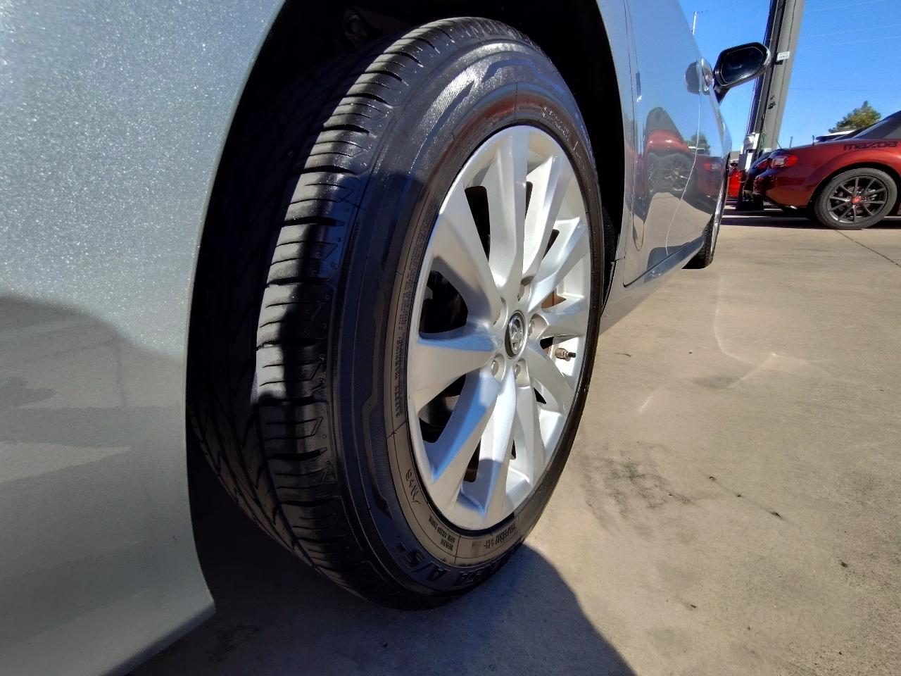 Toyota Camry  2018