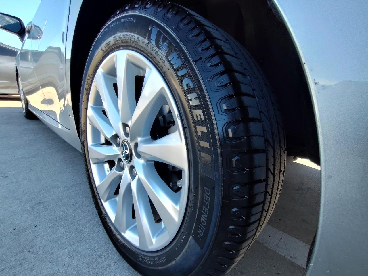 Toyota Camry  2018