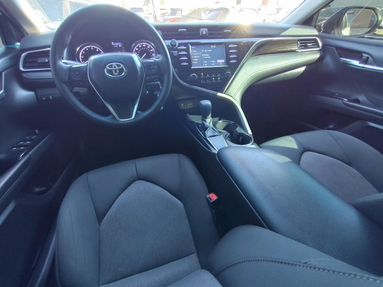 Toyota Camry  2018
