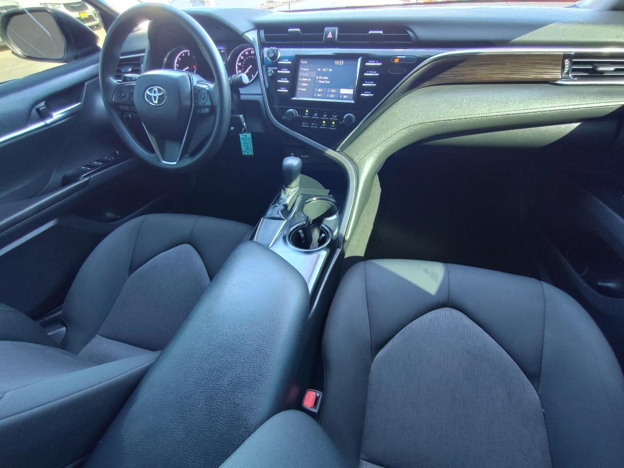 Toyota Camry  2018