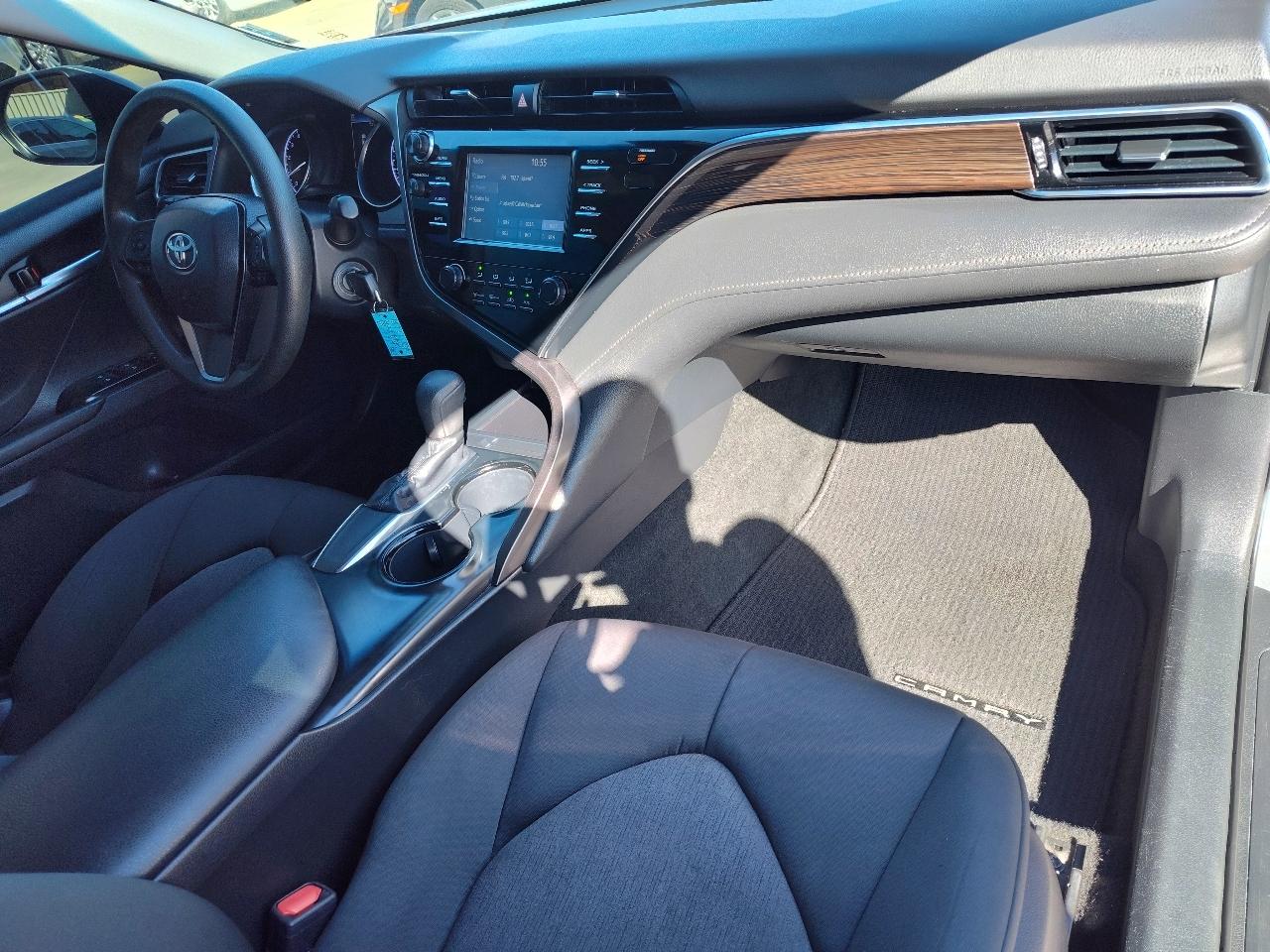 Toyota Camry  2018