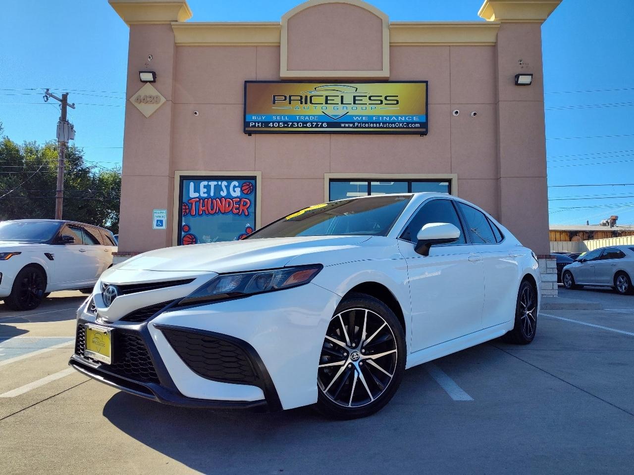 2021 Toyota Camry SE 4D Sedan