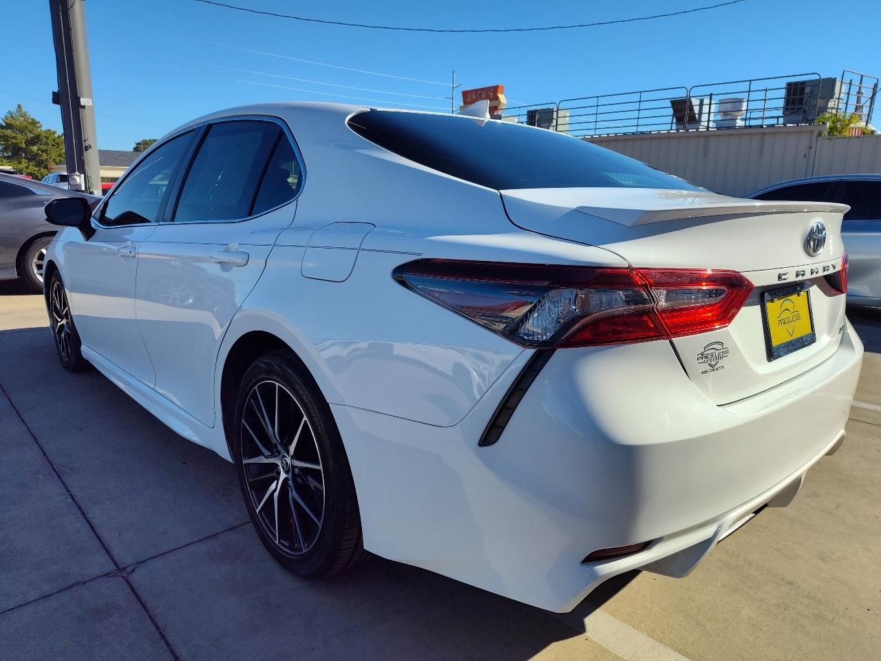 Toyota Camry SE 4D Sedan 2021