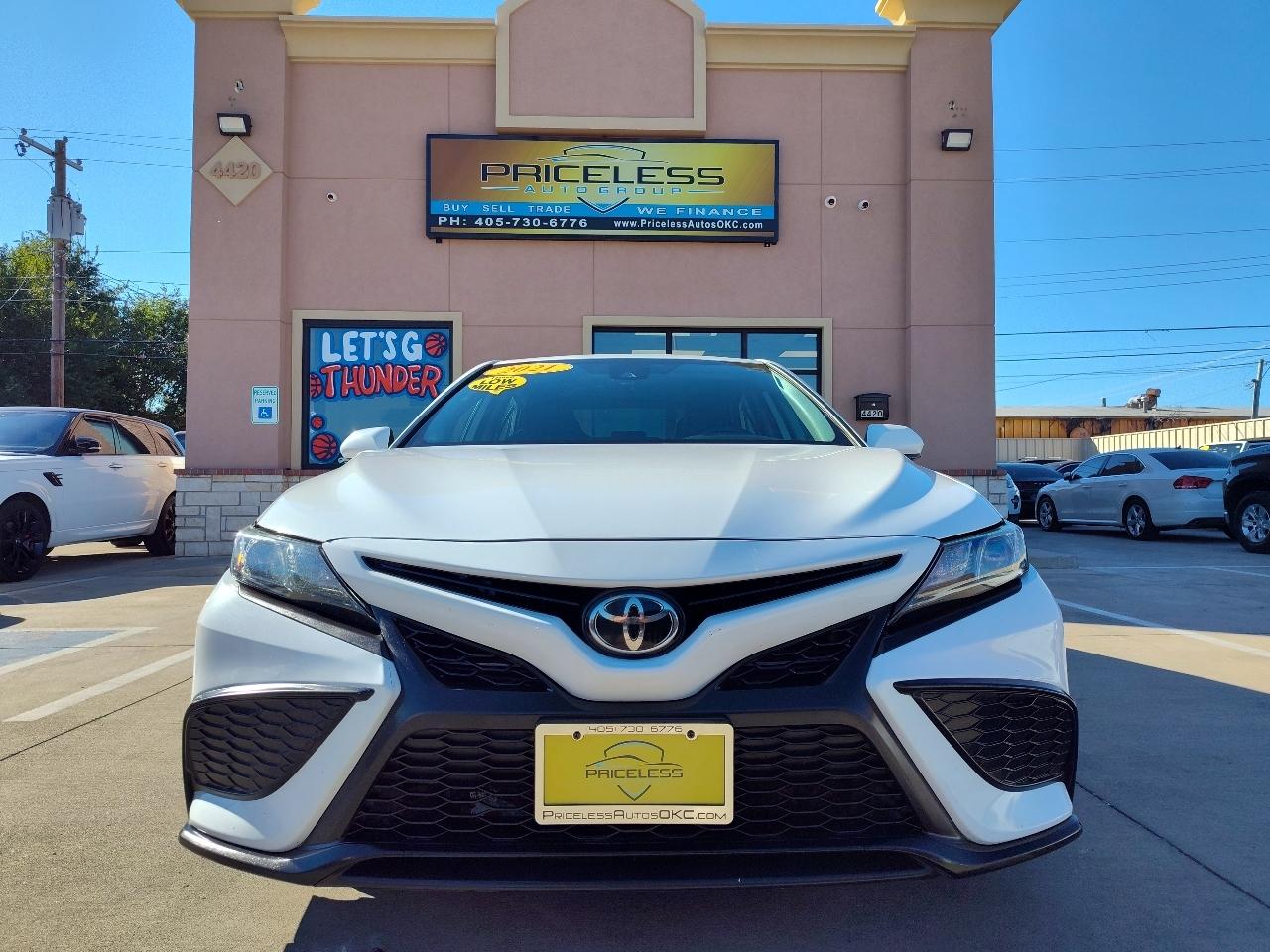 Toyota Camry SE 4D Sedan 2021