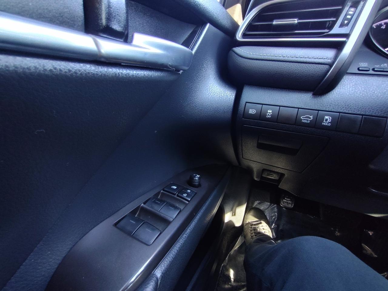 Toyota Camry SE 4D Sedan 2021