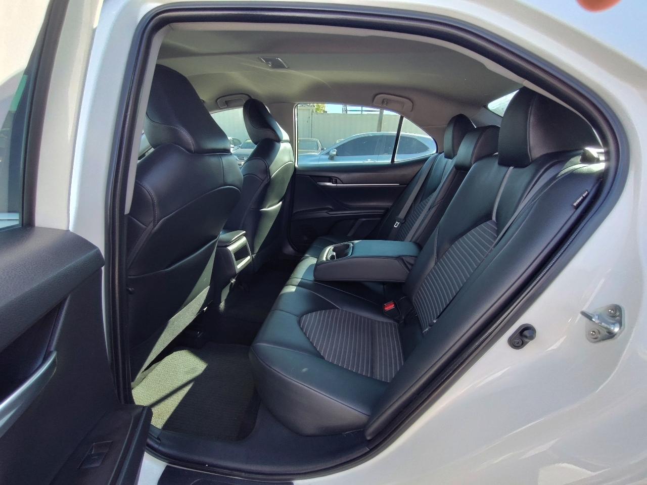 Toyota Camry SE 4D Sedan 2021