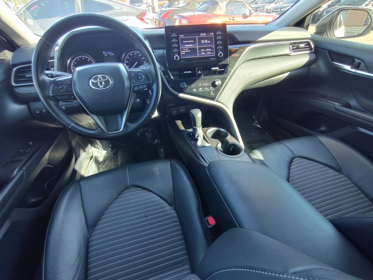 Toyota Camry SE 4D Sedan 2021