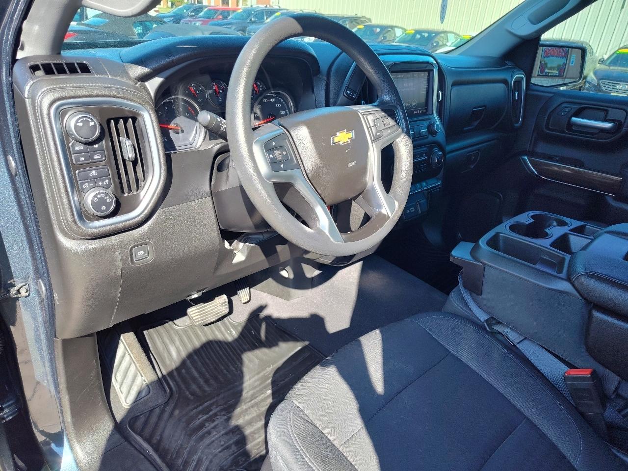 Chevrolet Silverado 1500 LT Double Cab 4WD 2019