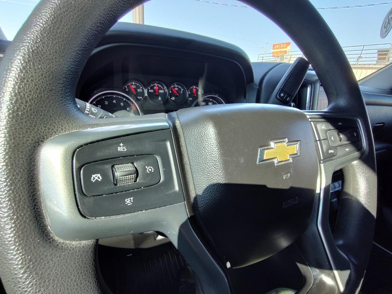 Chevrolet Silverado 1500 LT Double Cab 4WD 2019