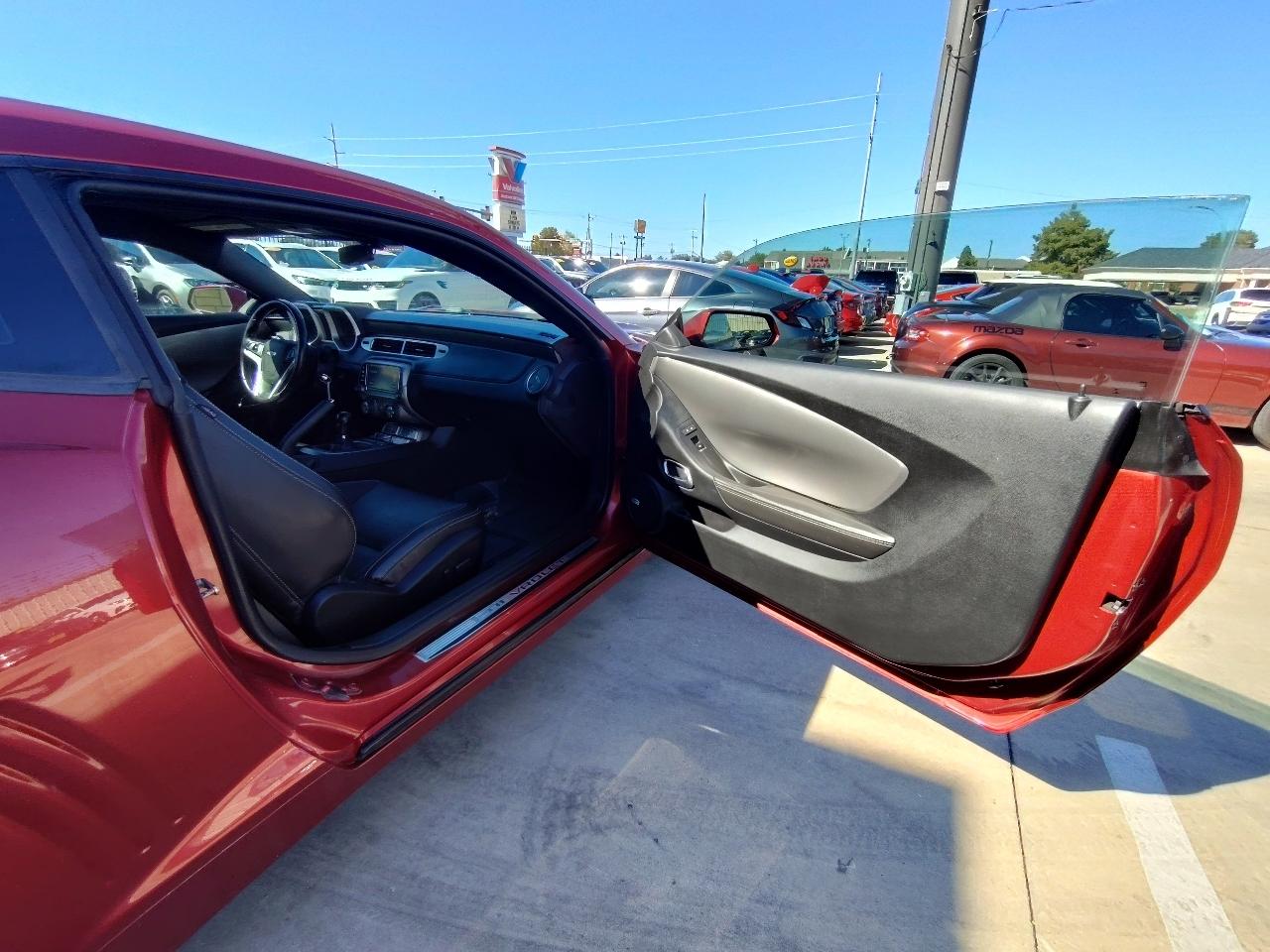 Chevrolet Camaro 2SS Coupe 6M 2014