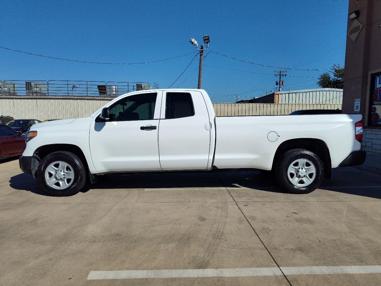Toyota Tundra  2019