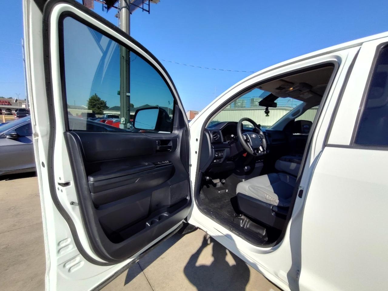 Toyota Tundra  2019