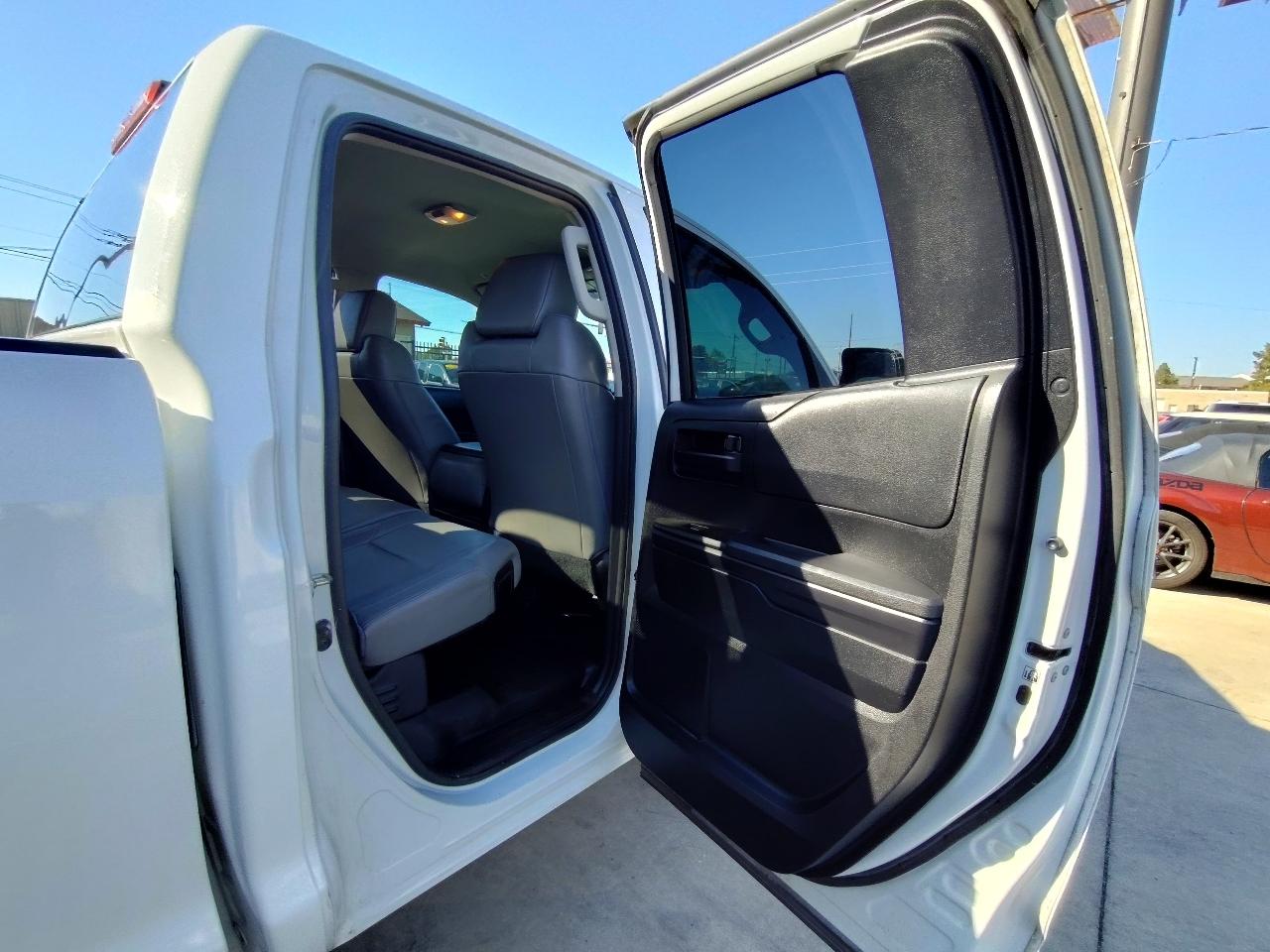 Toyota Tundra  2019
