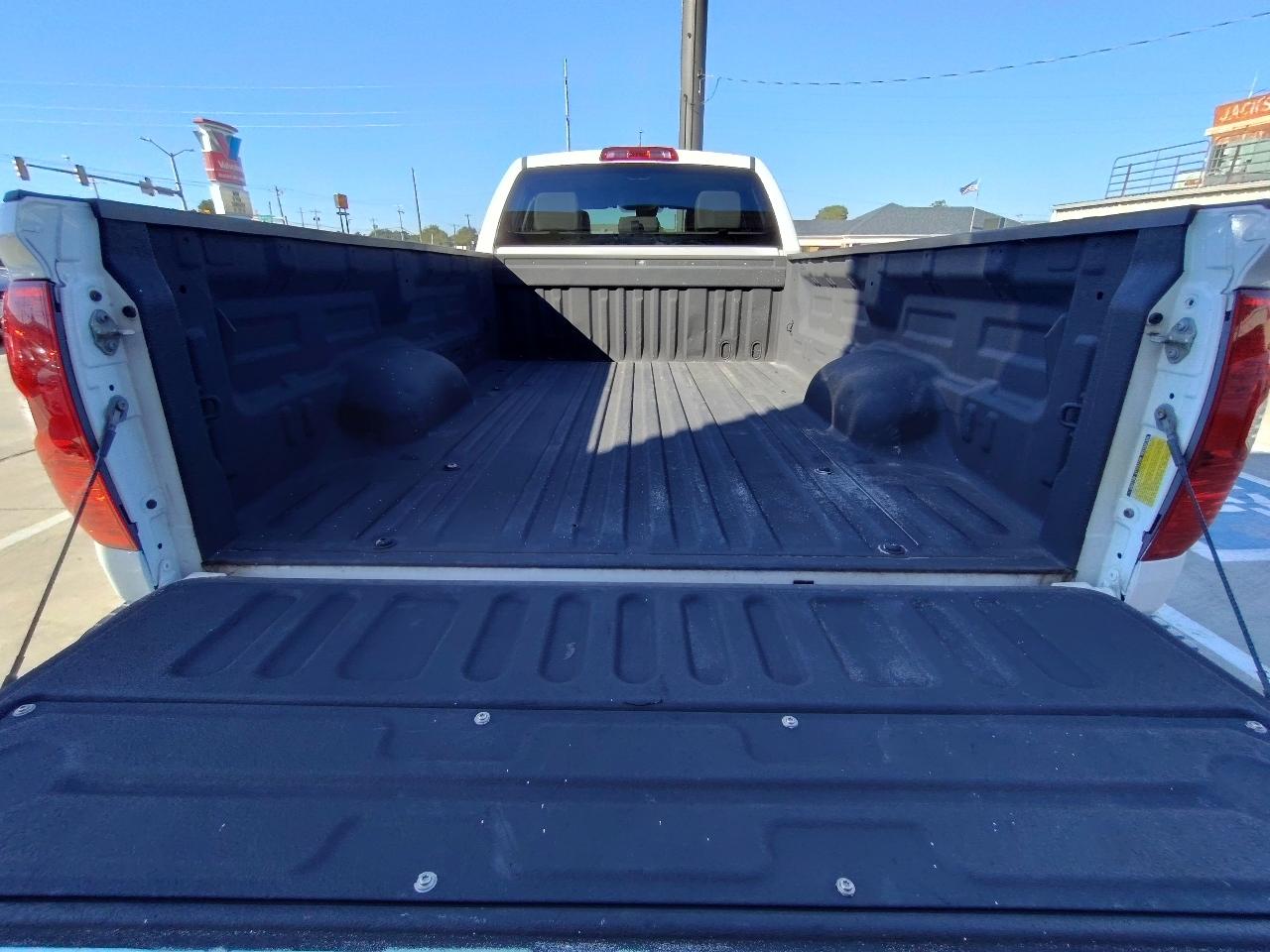 Toyota Tundra  2019