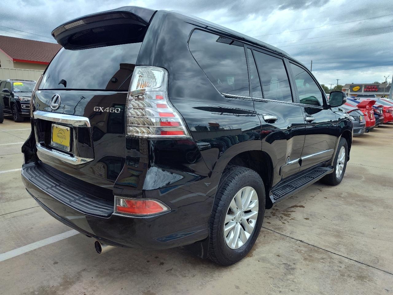 Lexus GX 460 4WD 4dr Premium 2017