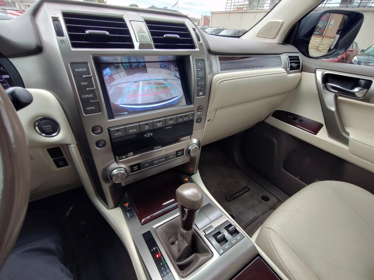 Lexus GX 460 4WD 4dr Premium 2017