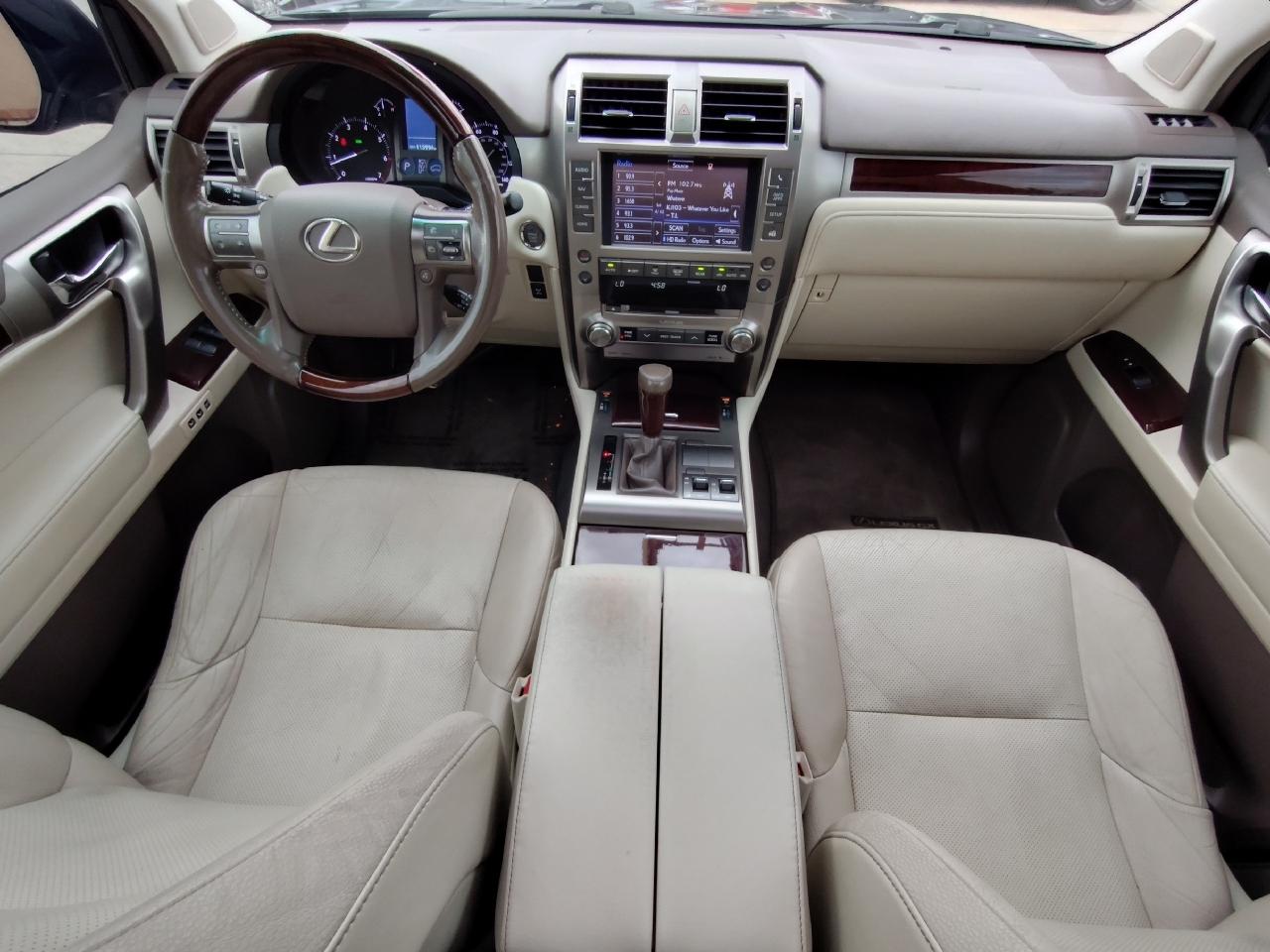 Lexus GX 460 4WD 4dr Premium 2017