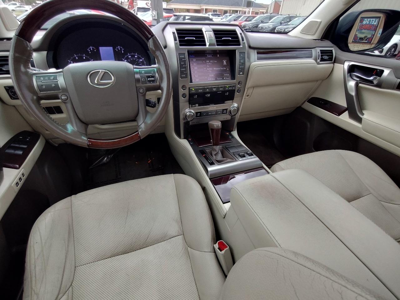 Lexus GX 460 4WD 4dr Premium 2017