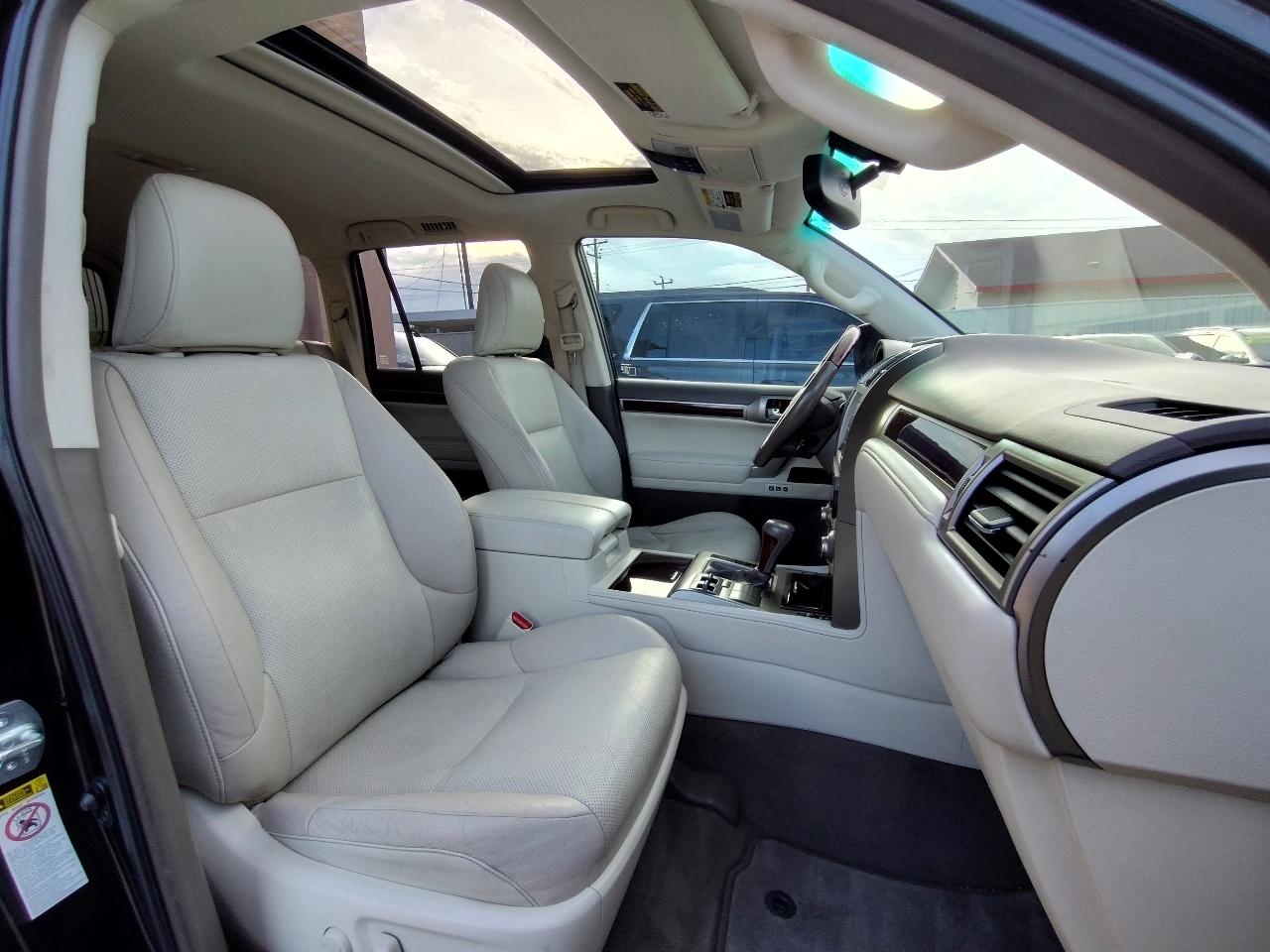 Lexus GX 460 4WD 4dr Premium 2017