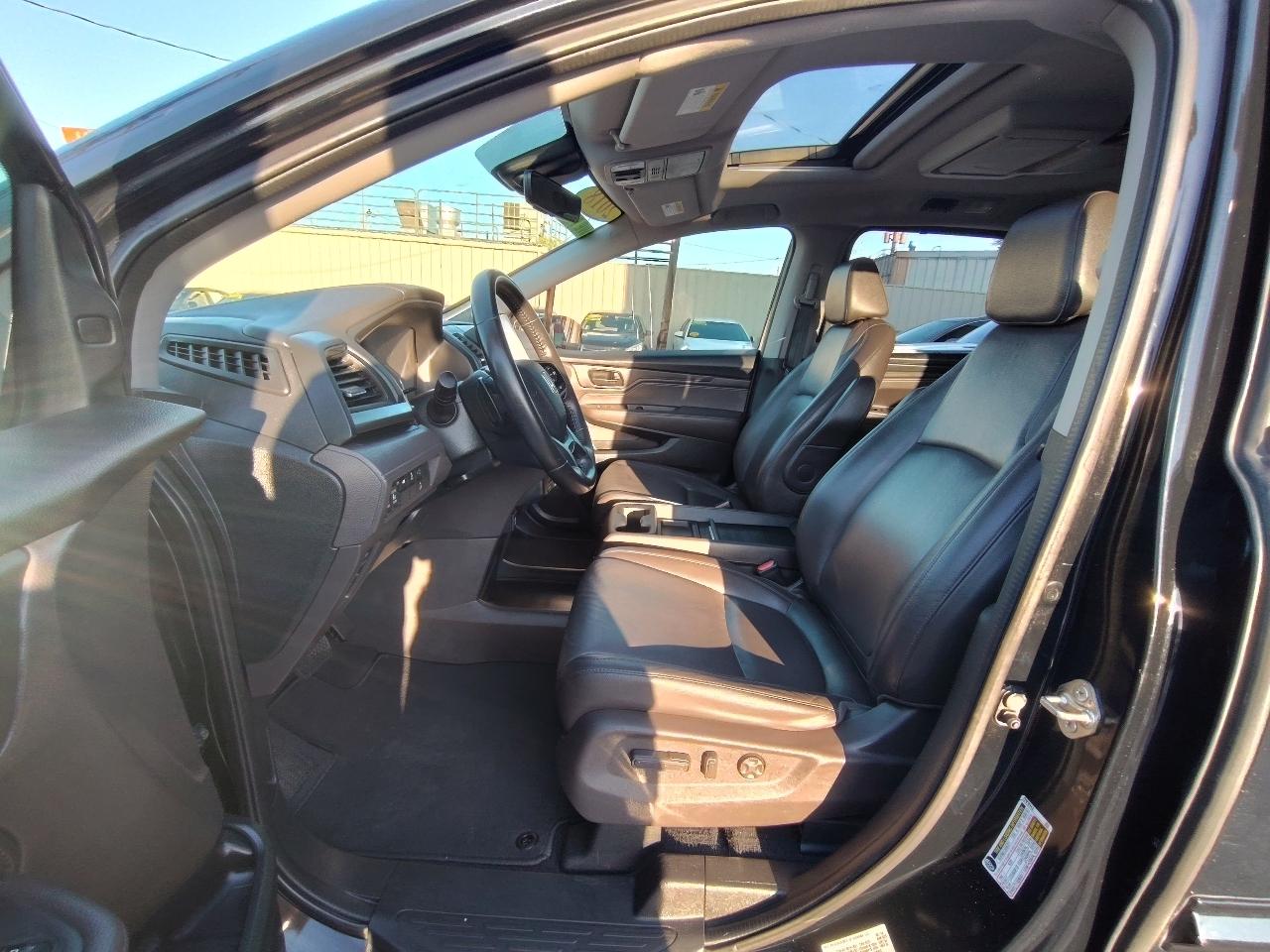 Honda Odyssey EX w/ Leather DVD and Navigation 2018