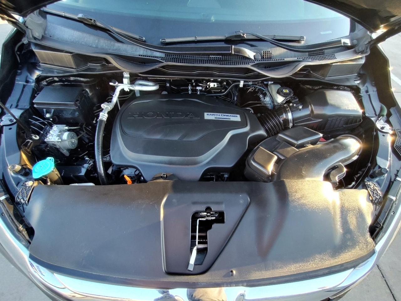 Honda Odyssey EX w/ Leather DVD and Navigation 2018