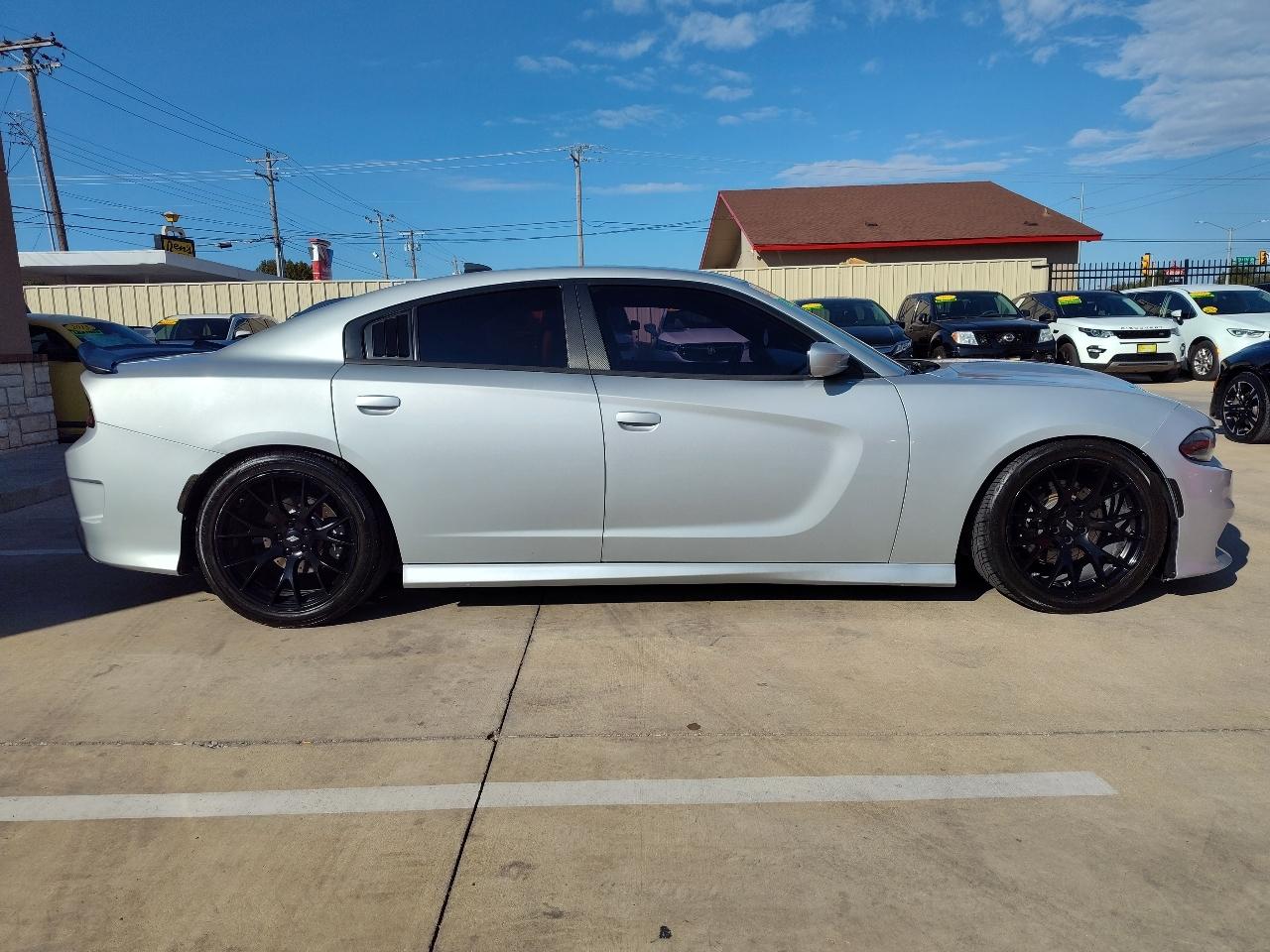 Dodge Charger  2019