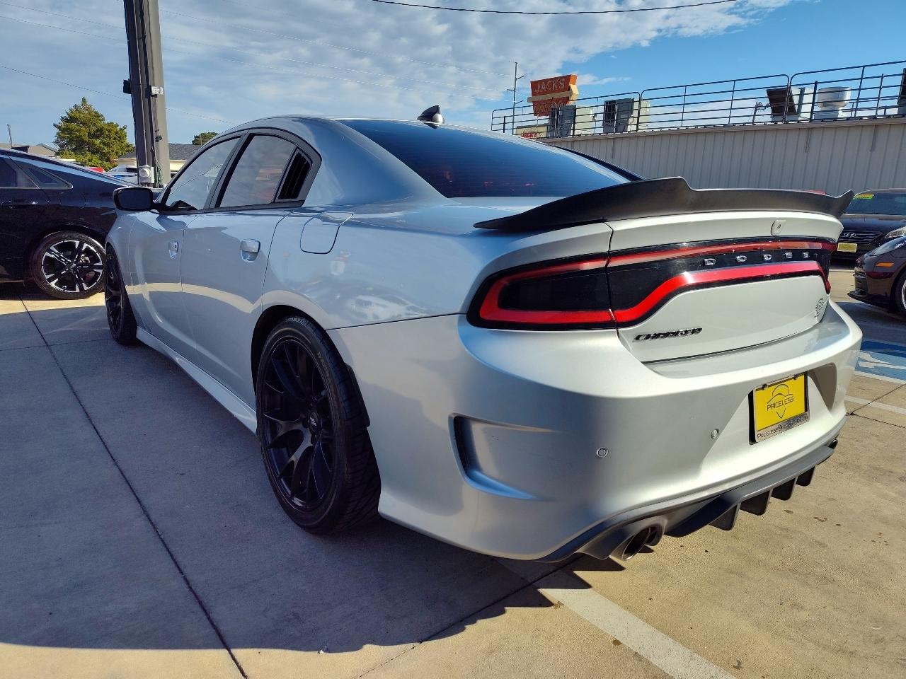 Dodge Charger  2019