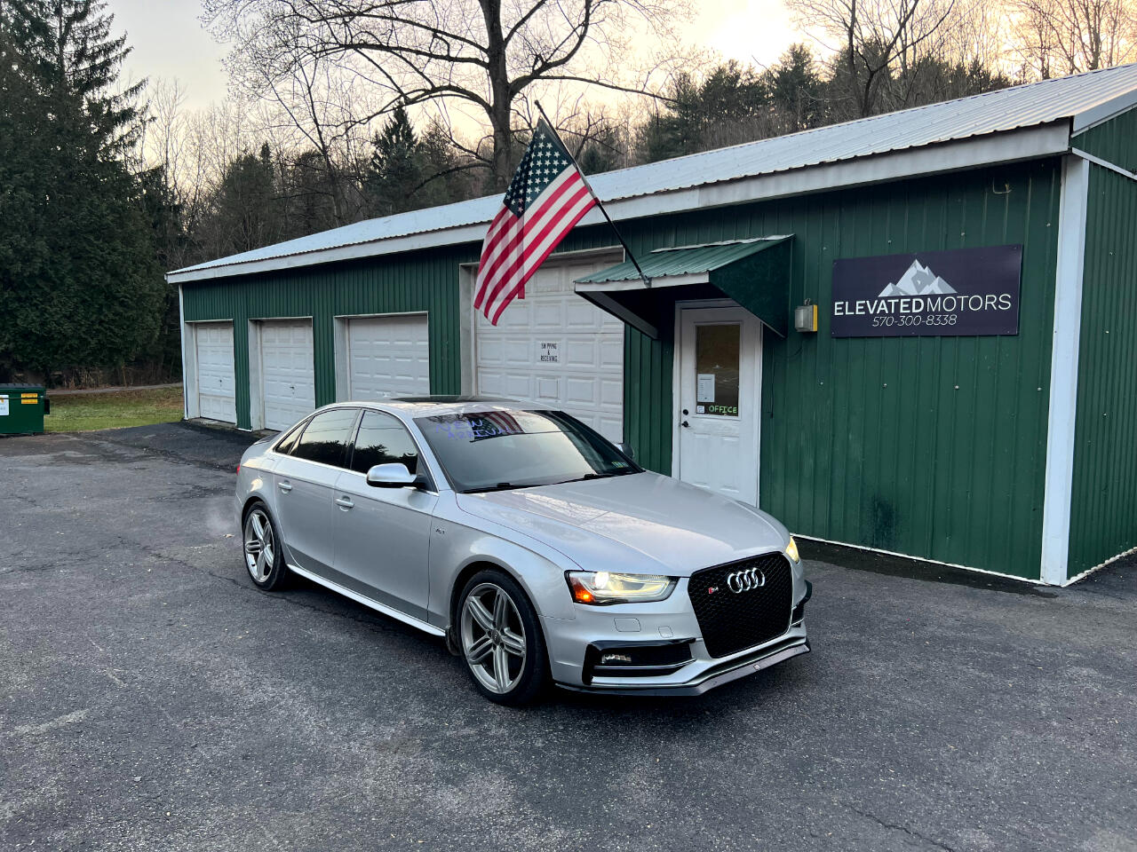 Audi S4 Sedan quattro S tronic 2013