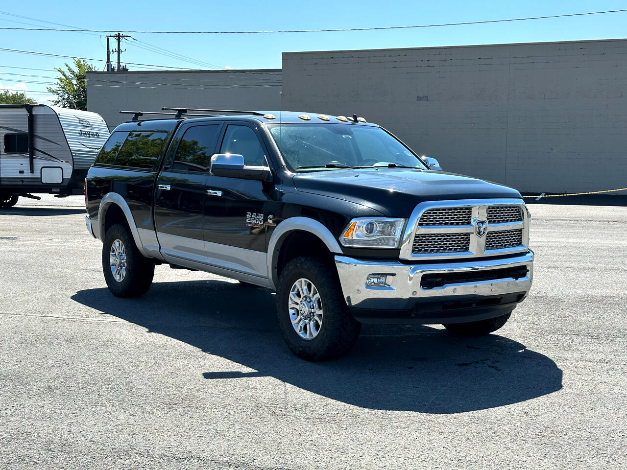 2017 Ram 2500 Laramie photo 3