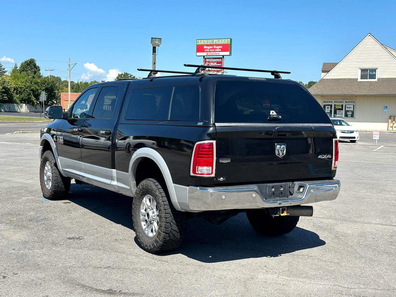 2017 Ram 2500 Laramie photo 13