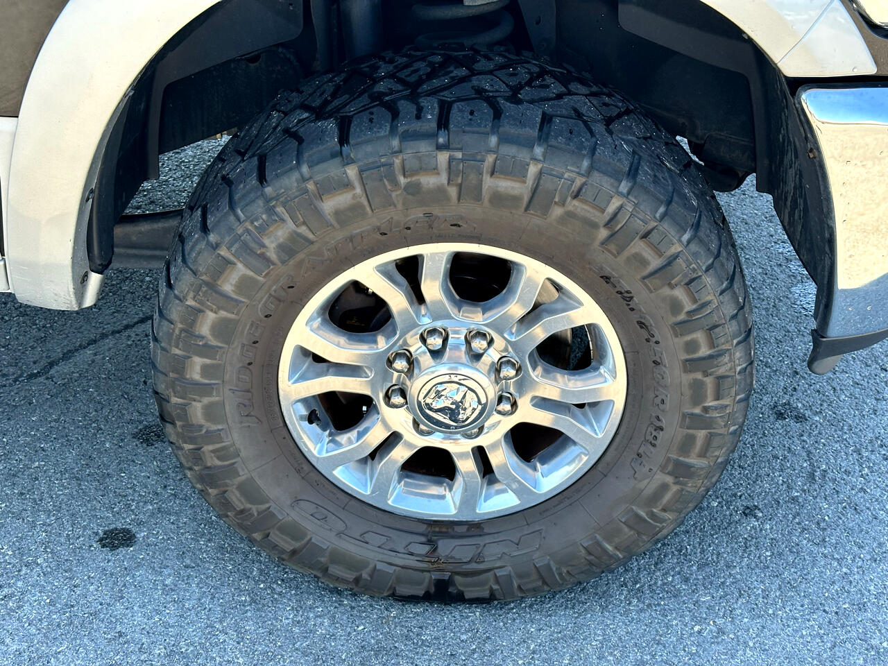 2017 Ram 2500 Laramie photo 21