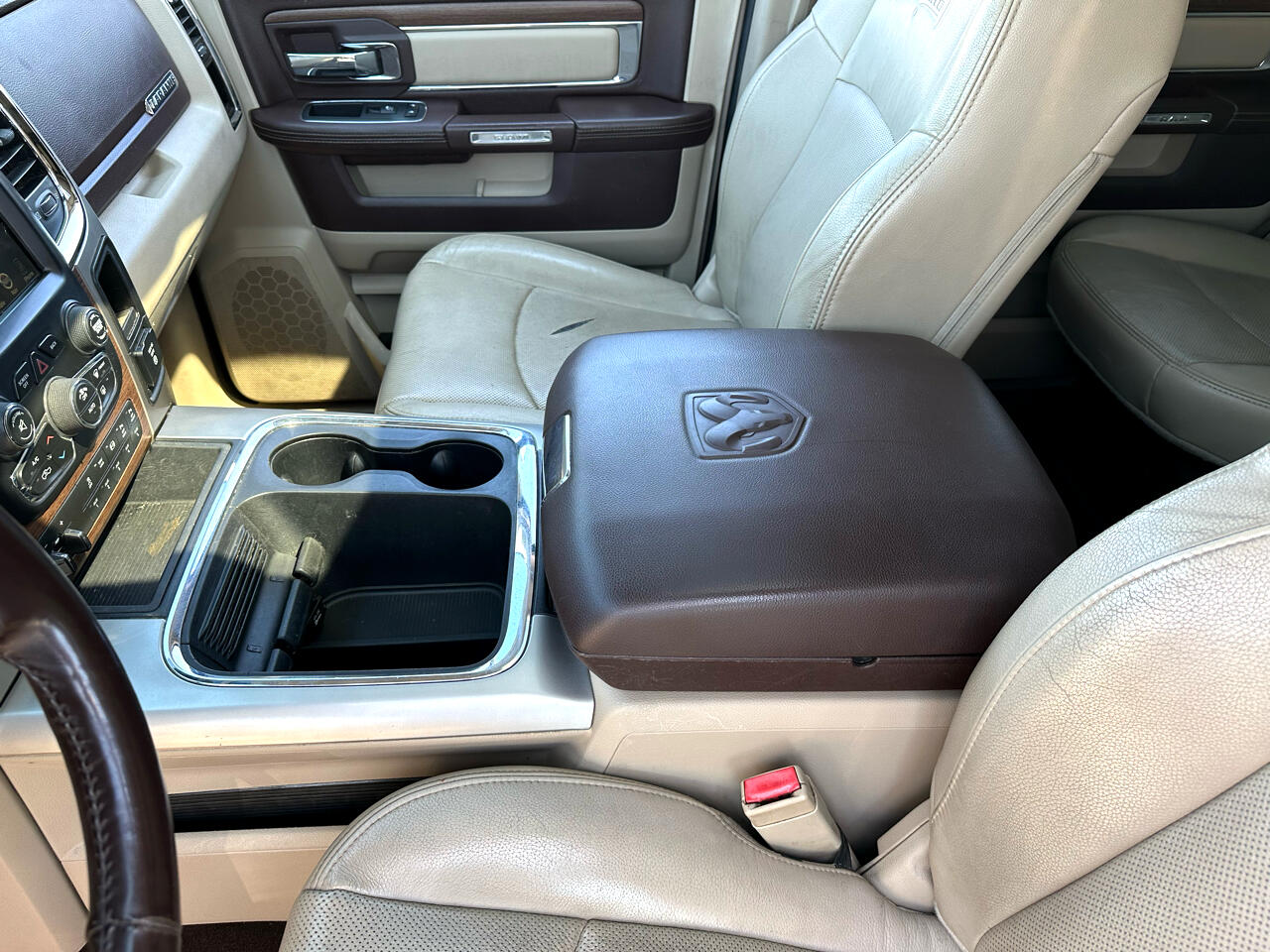 2017 Ram 2500 Laramie photo 28