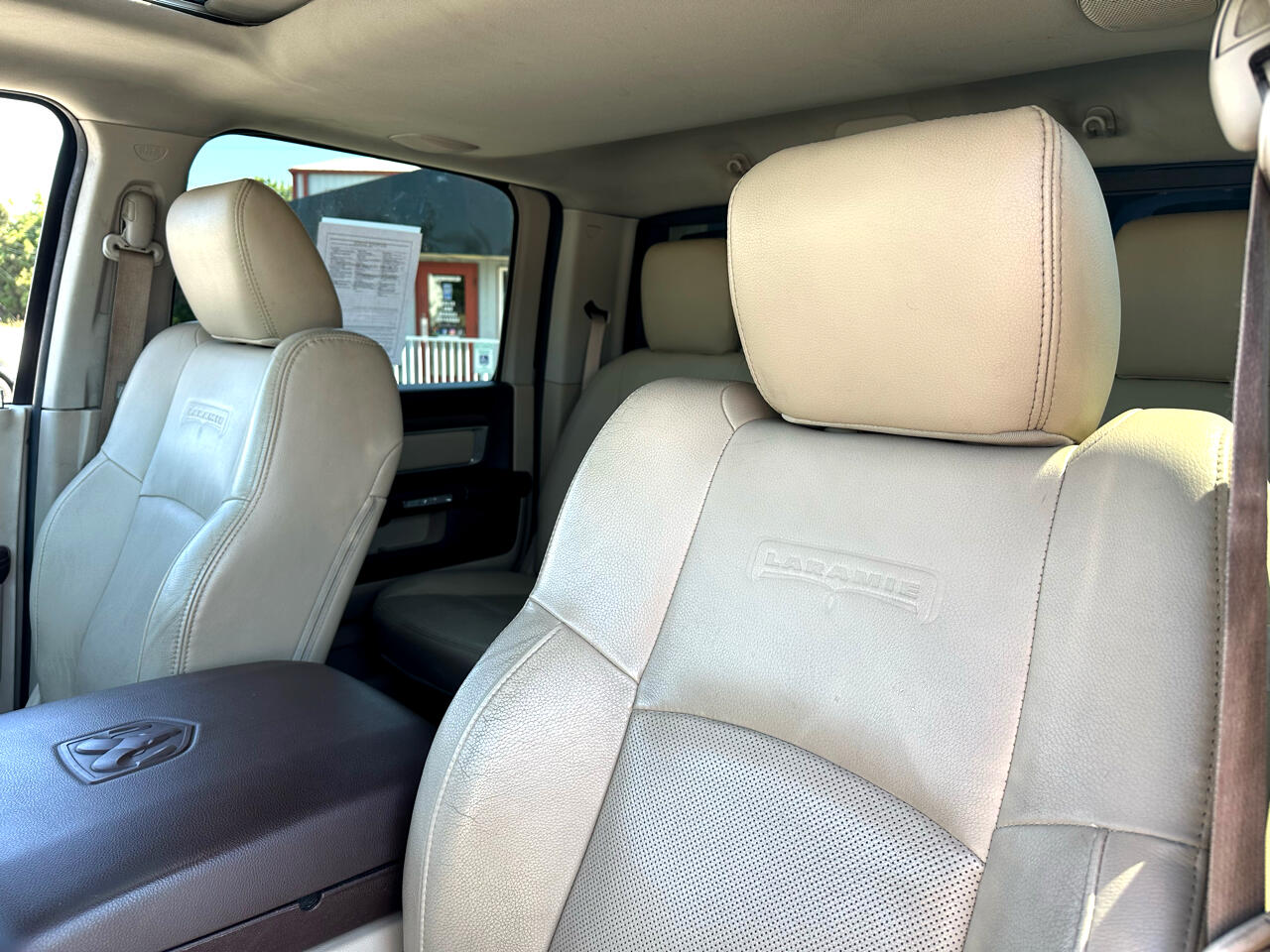 2017 Ram 2500 Laramie photo 29