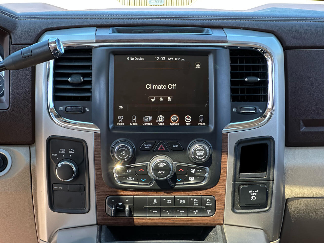 2017 Ram 2500 Laramie photo 31
