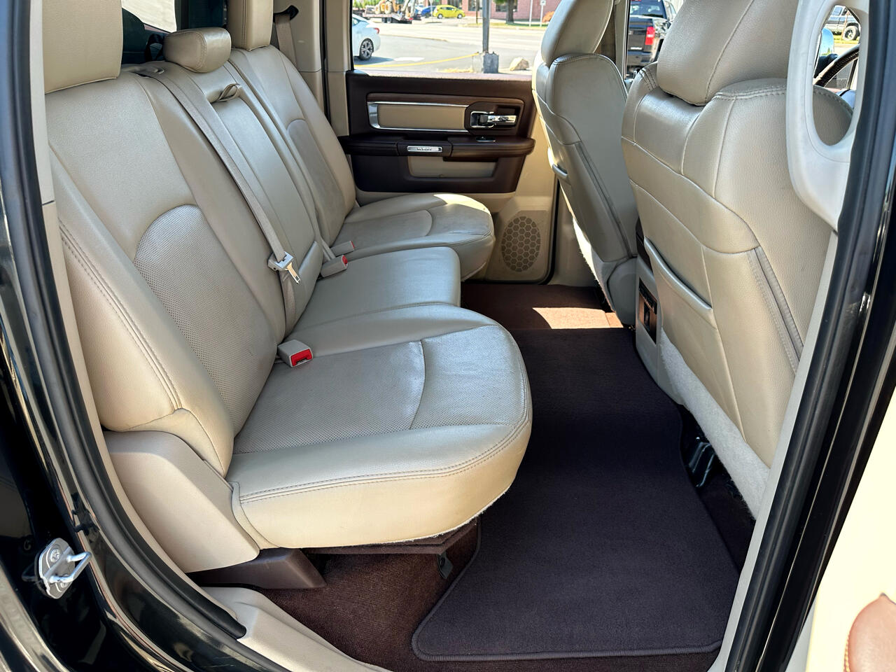 2017 Ram 2500 Laramie photo 40