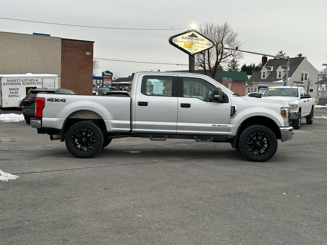 Ford F-250 SD XL Crew Cab 4WD 2018