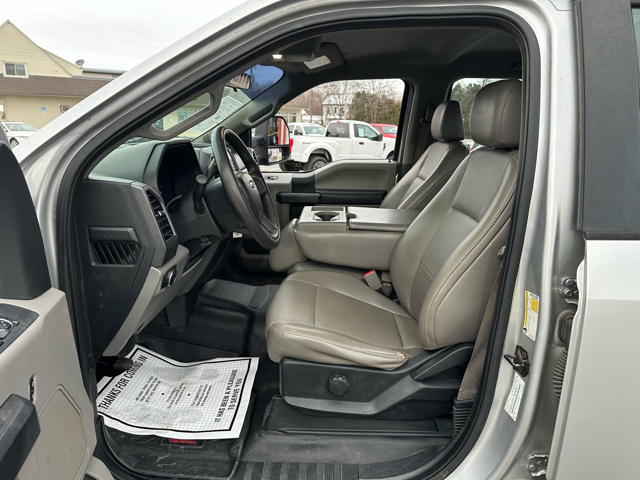 Ford F-250 SD XL Crew Cab 4WD 2018