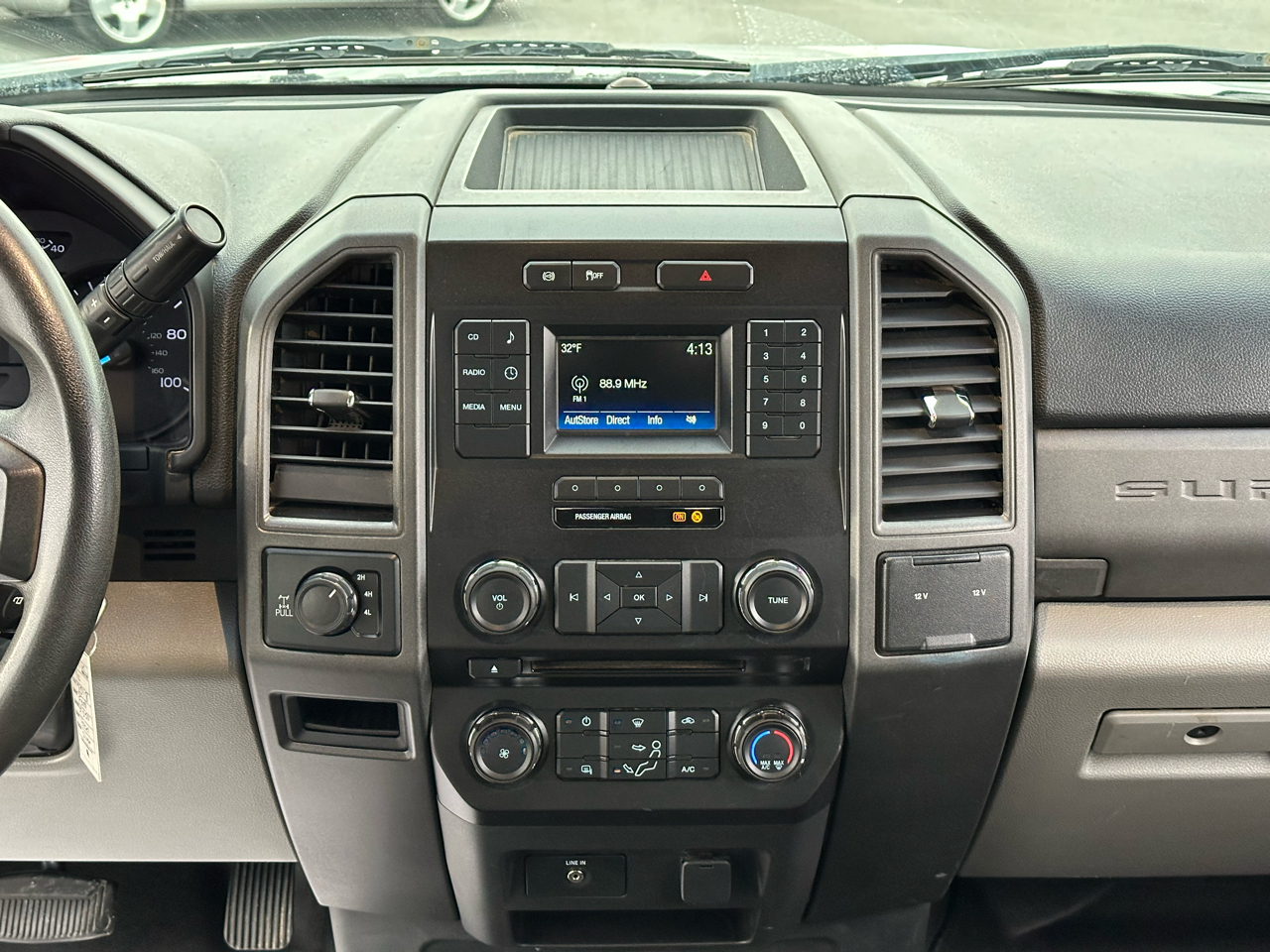 Ford F-250 SD XL Crew Cab 4WD 2018