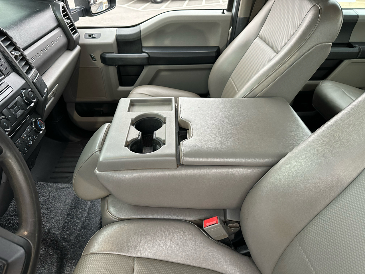 Ford F-250 SD XL Crew Cab 4WD 2018