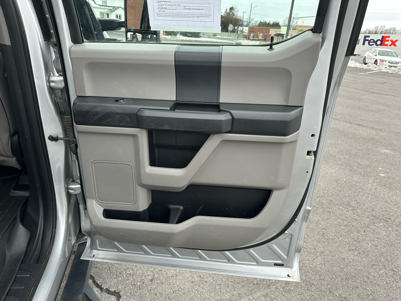 Ford F-250 SD XL Crew Cab 4WD 2018