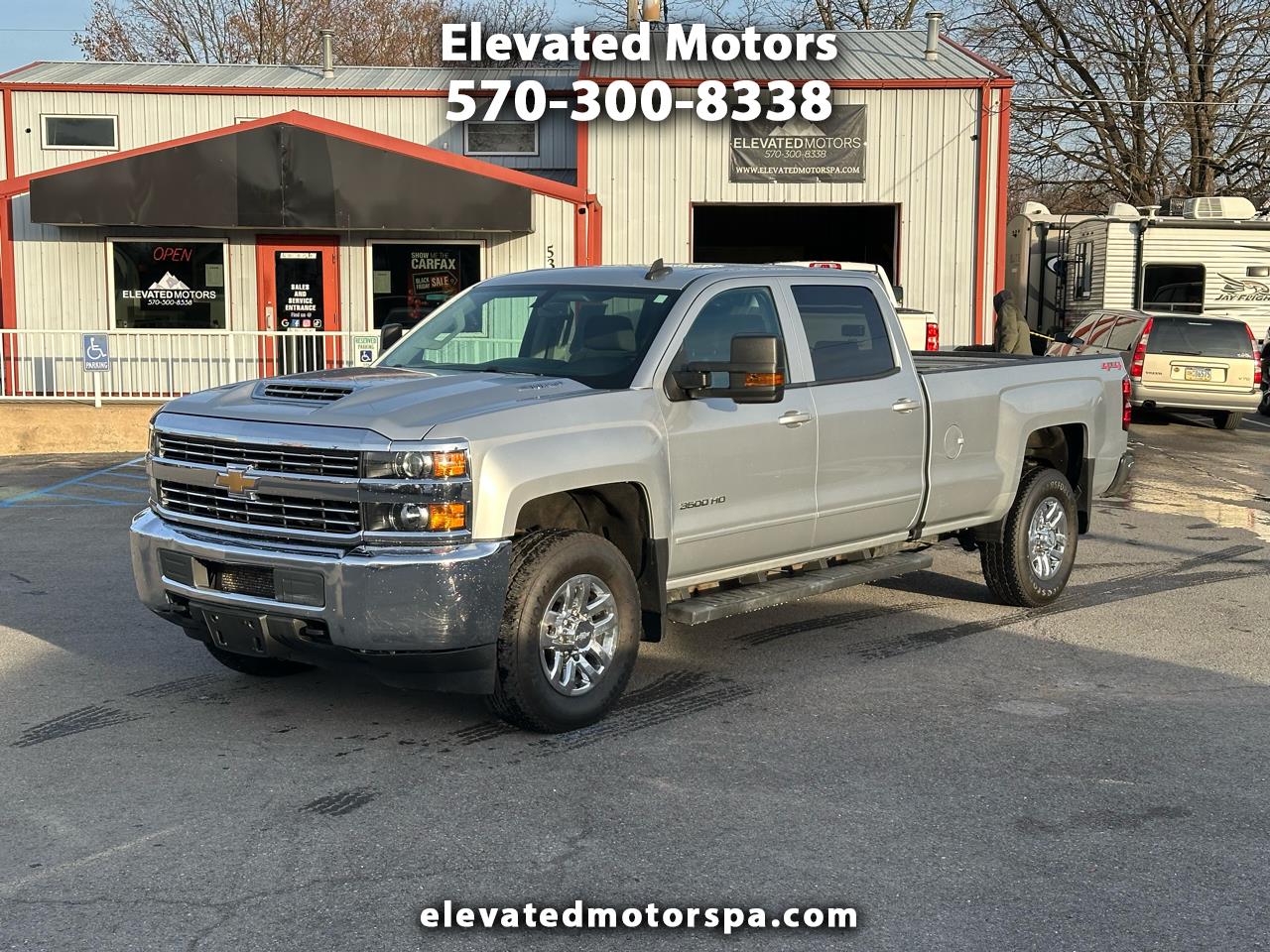 2018 Chevrolet Silverado 3500HD LT Crew Cab 4WD