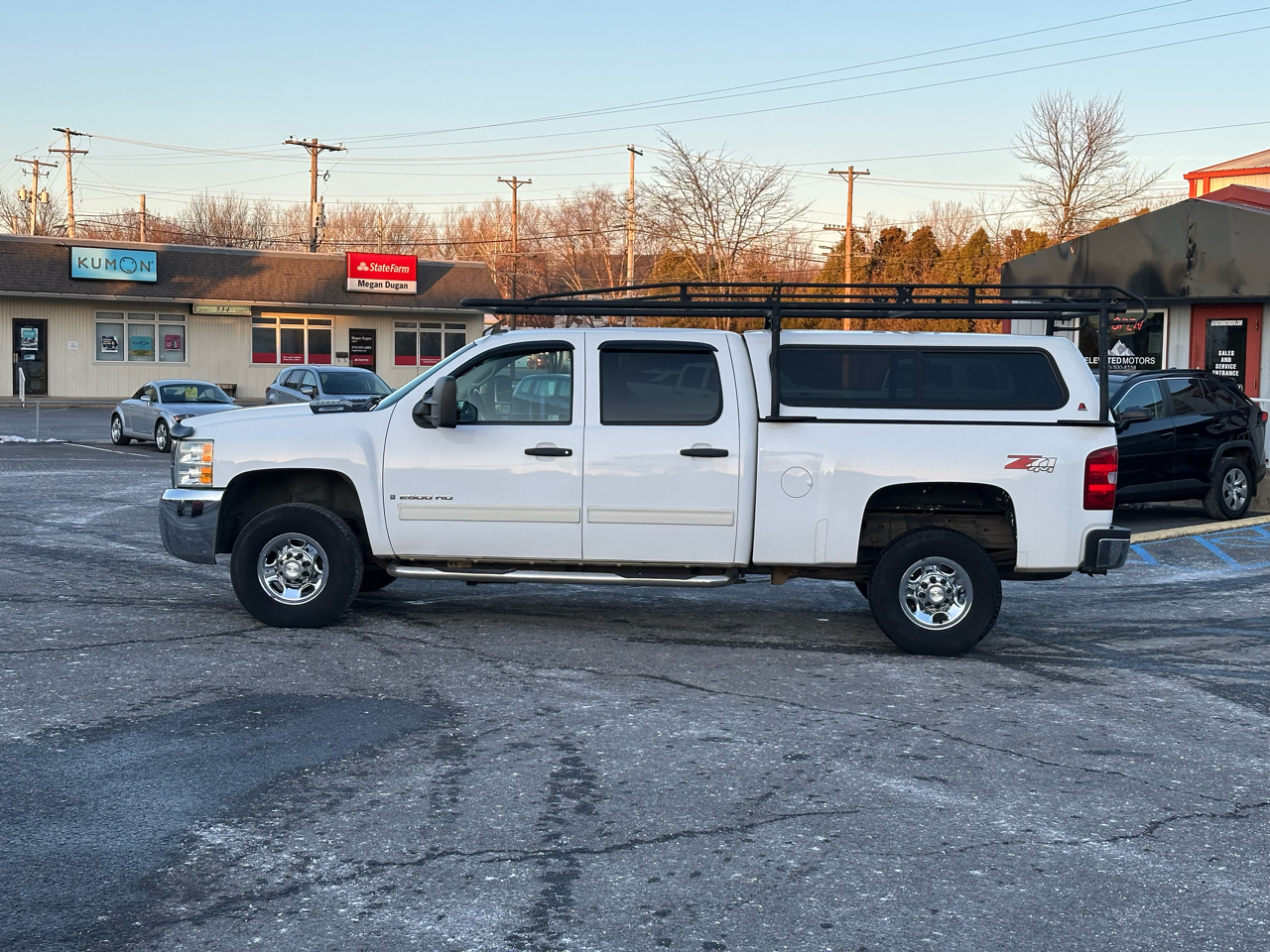 Chevrolet Silverado 2500HD LT Crew Cab Short Bed 4WD 2009