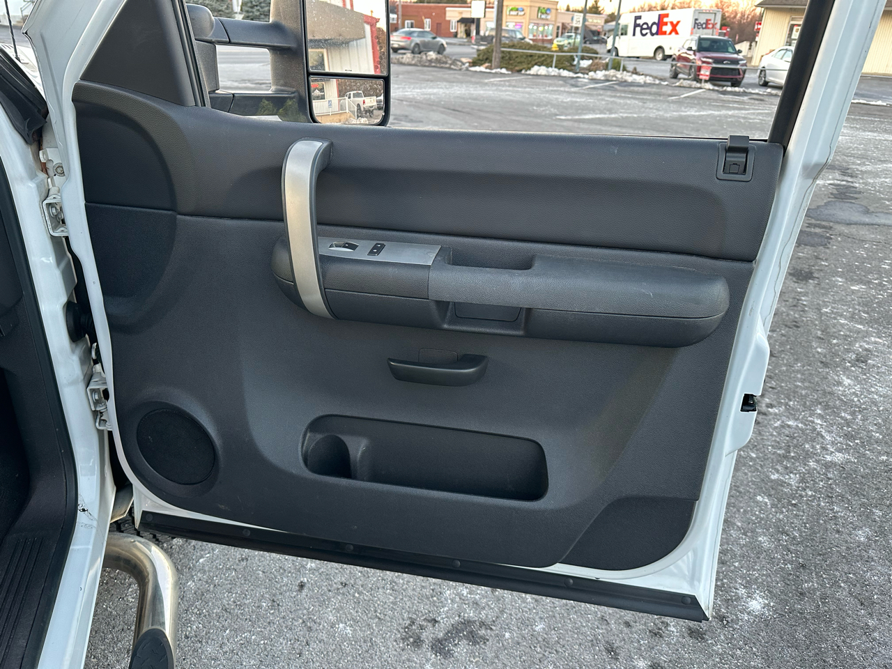 Chevrolet Silverado 2500HD LT Crew Cab Short Bed 4WD 2009