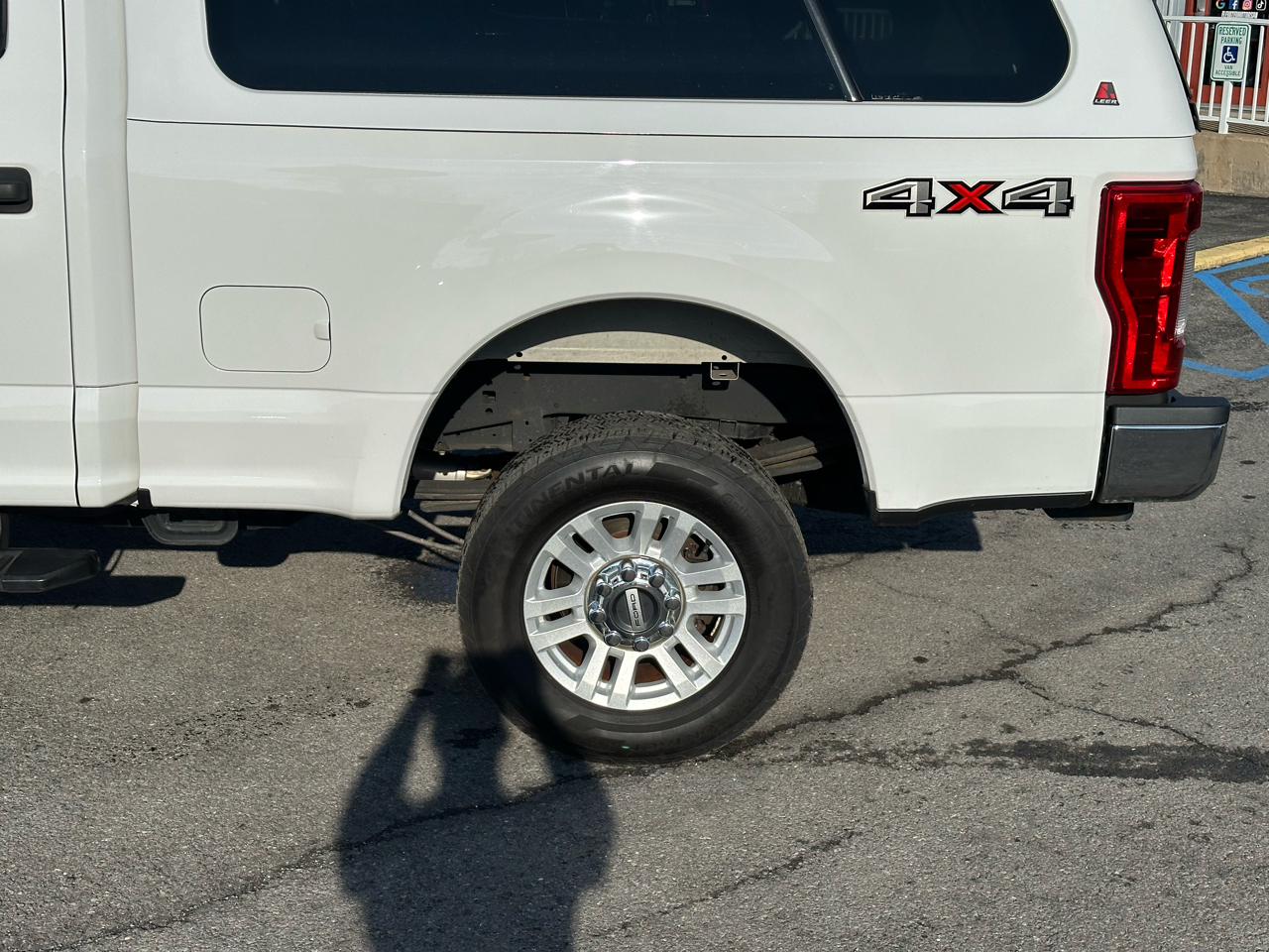 Ford F-250 SD XLT Crew Cab 4WD 2018